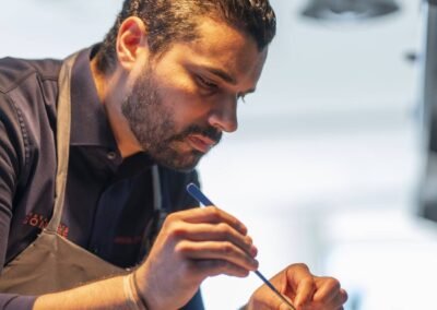 Jesús Camacho emplatando
